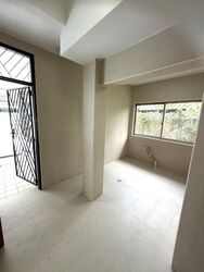 Prince Of Wales Road (D10), Semi-Detached #524943301